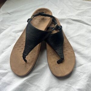 Vionic Kirra Slingback Leather Sandals Women’s Size 7.5 Adjustable Orthotic